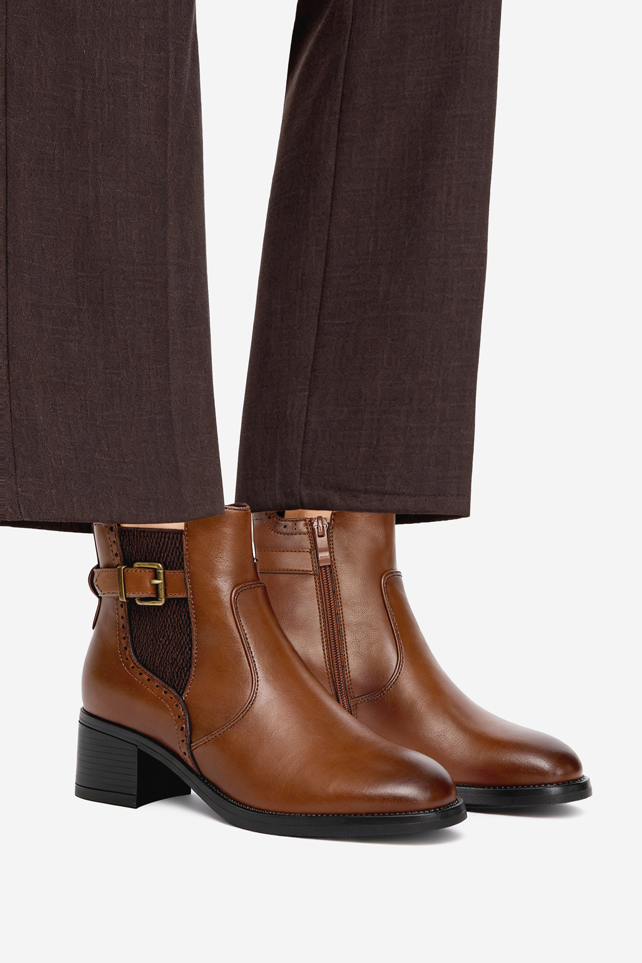 Polokozačky Hnědá