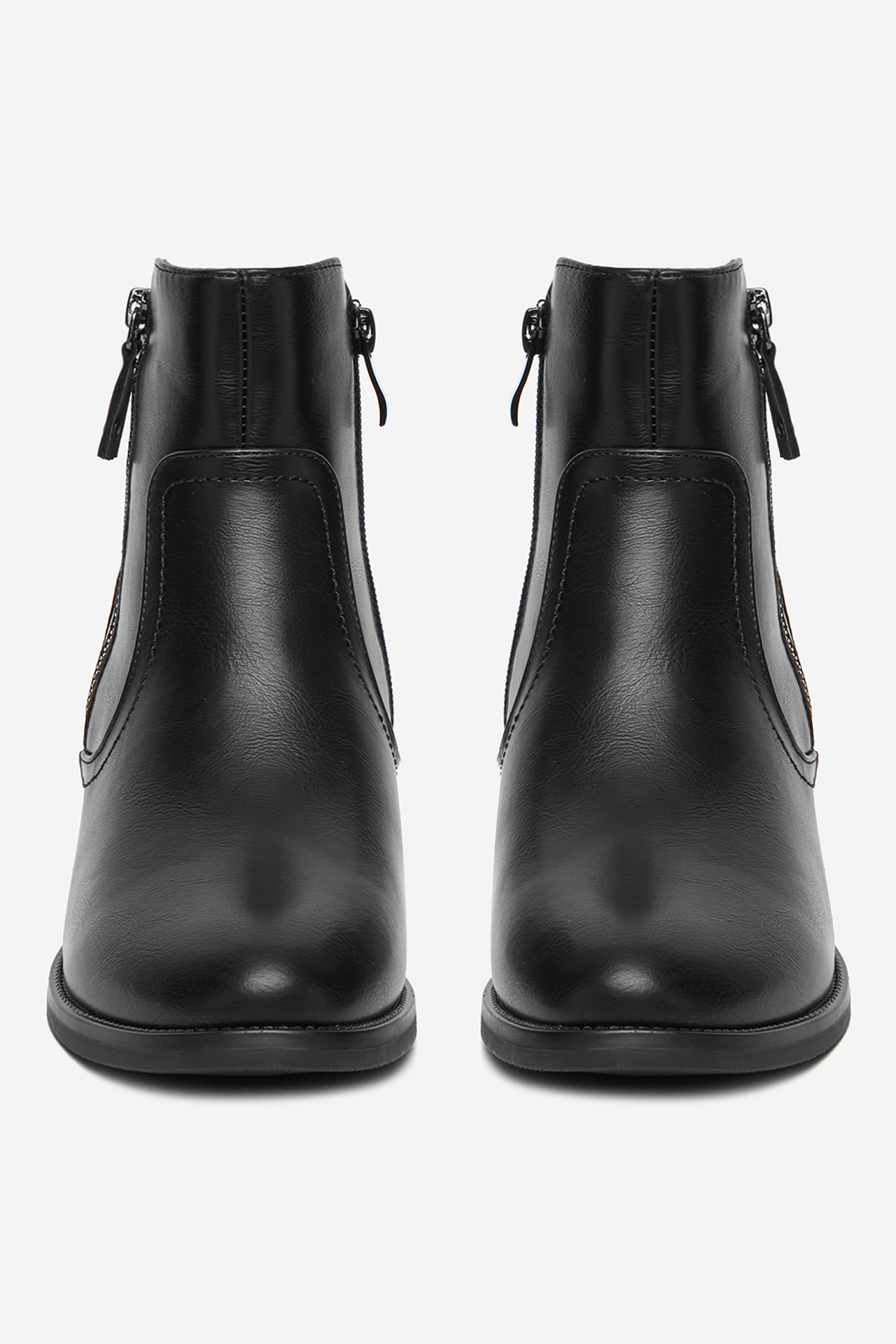 Polokozačky Černá