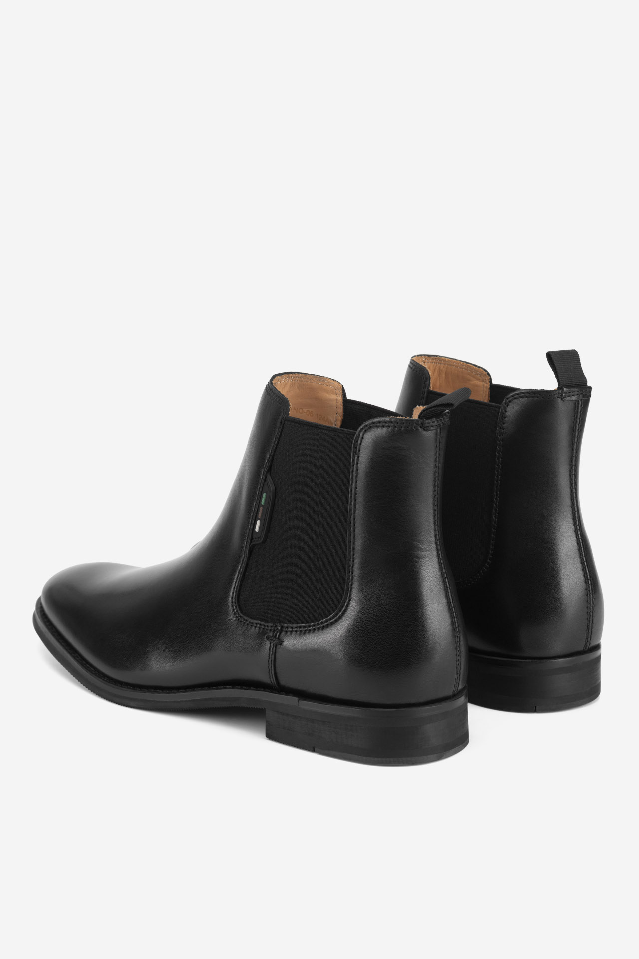 Kotníková obuv s elastickým prvkem Černá