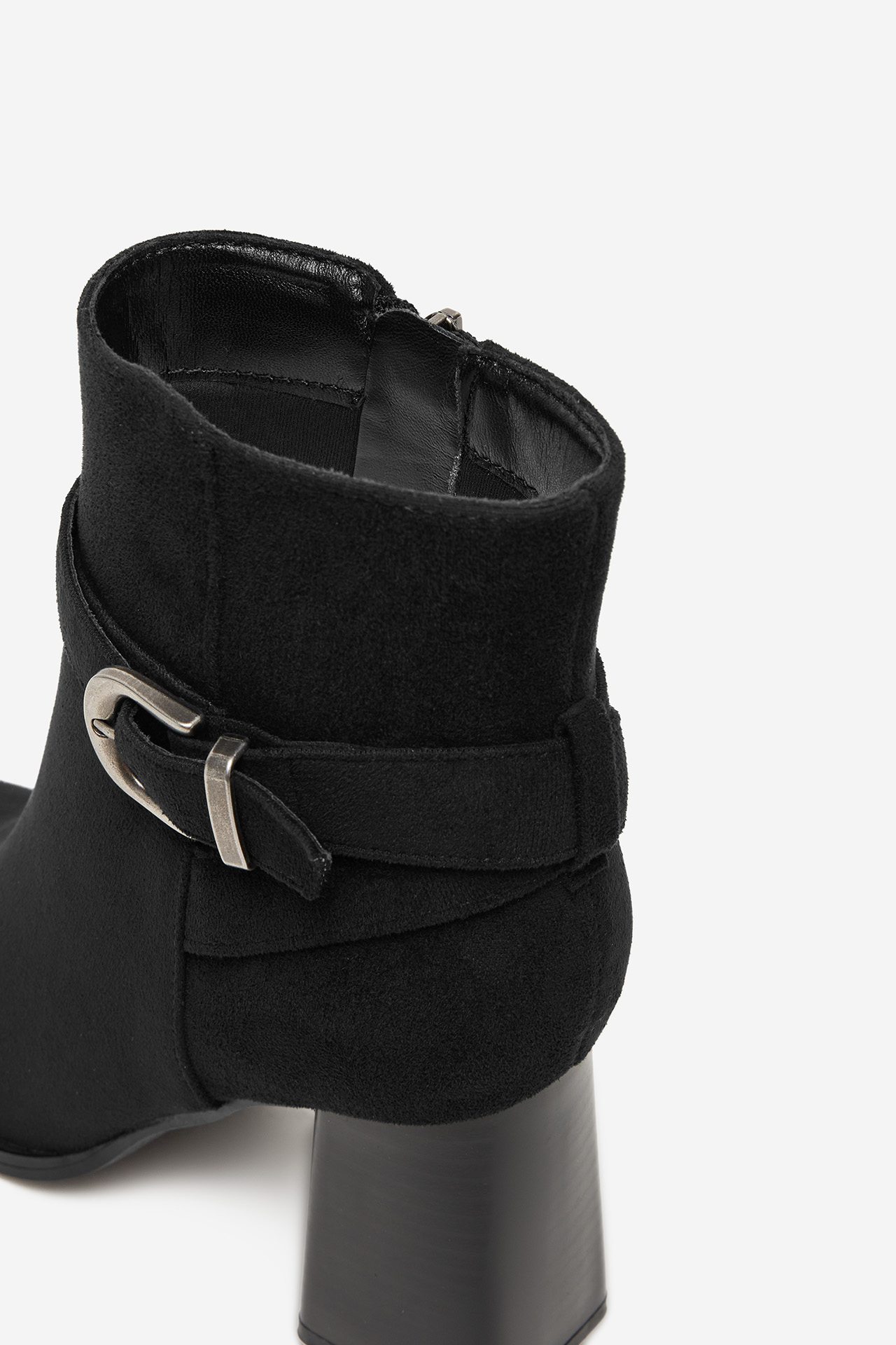 Polokozačky Černá