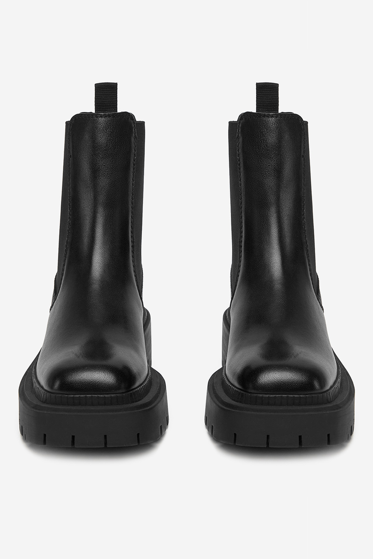 Kotníková obuv s elastickým prvkem Černá