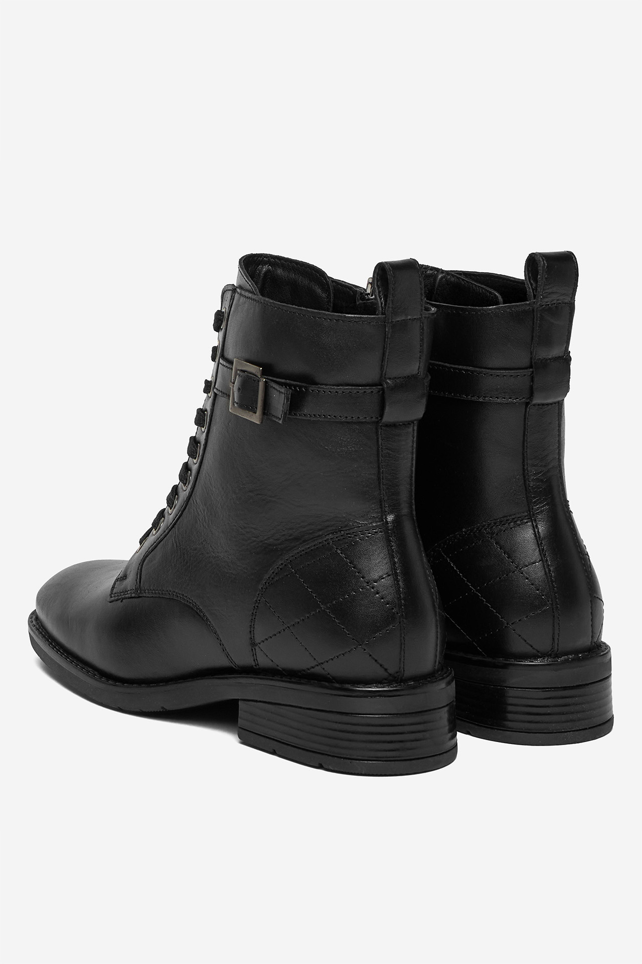 Kotníková obuv Černá