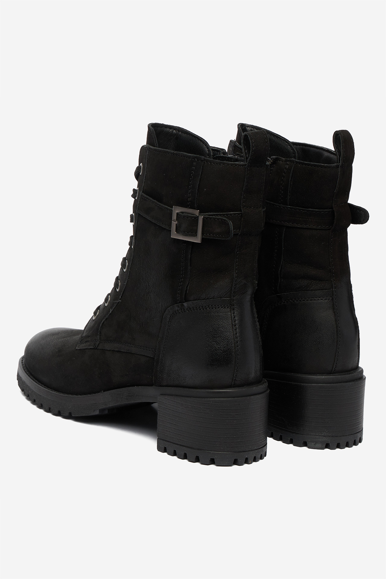 Kotníková obuv Černá