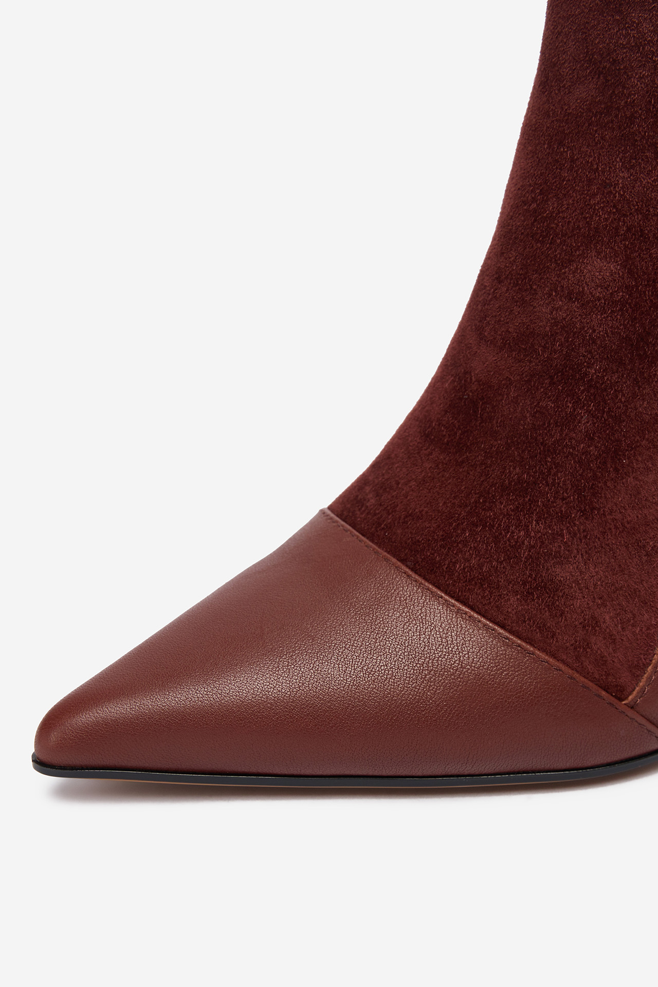 Škornji Bordo rdeča