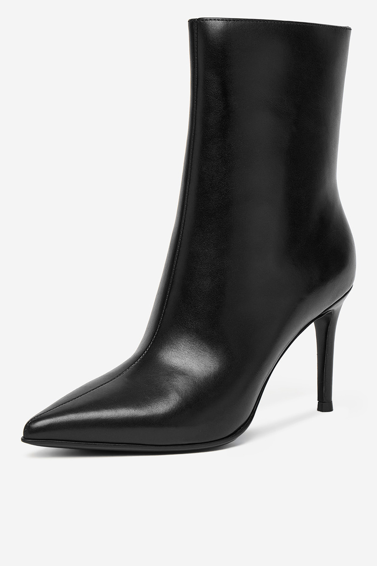 Členková obuv Čierna