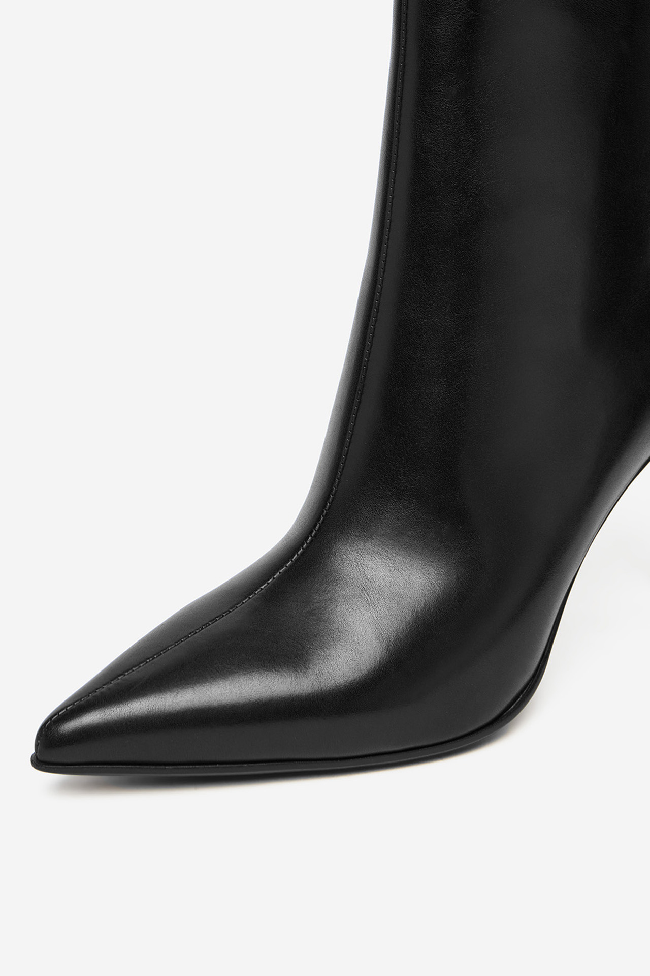 Členková obuv Čierna