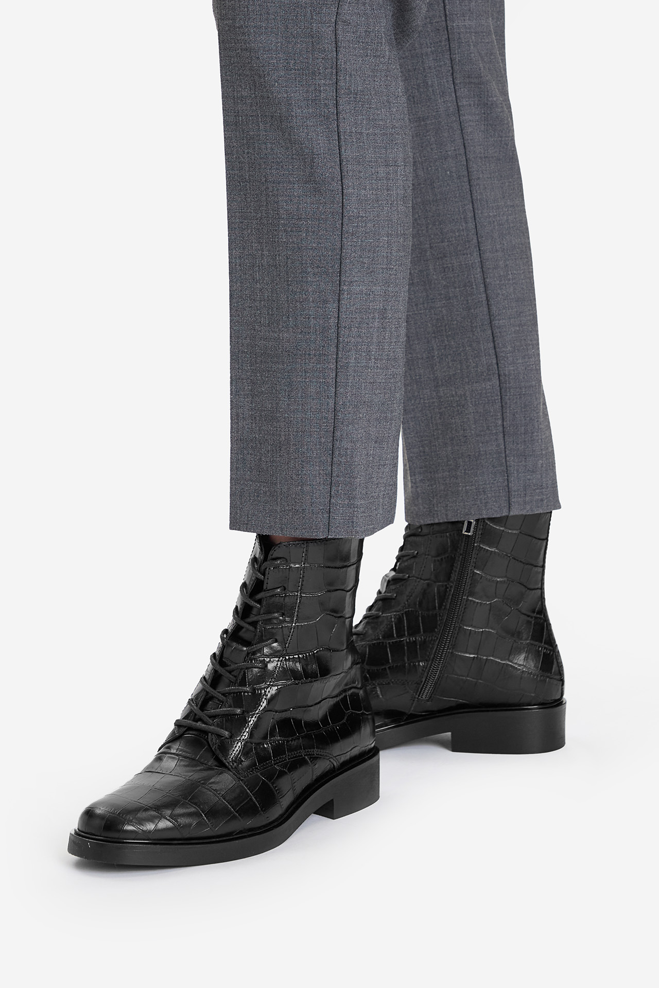 Kotníková obuv Černá