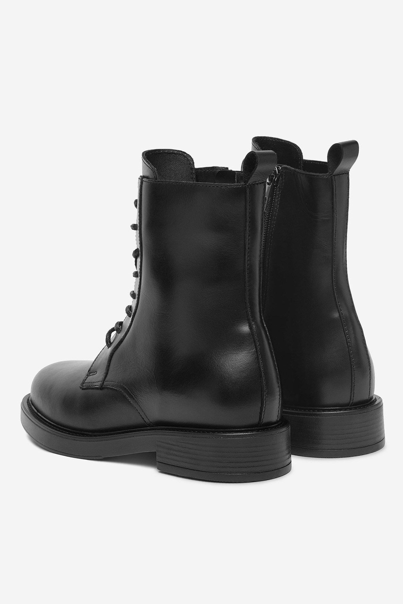 Kotníková obuv Černá