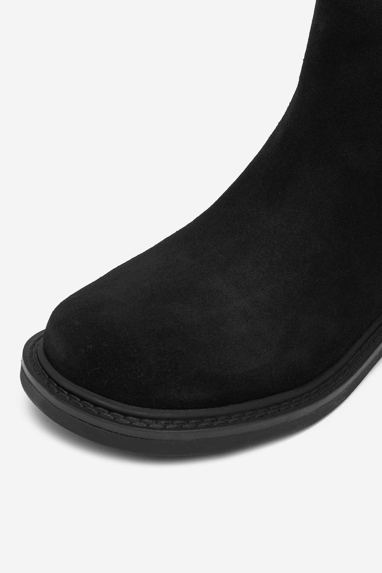 Kotníková obuv s elastickým prvkem Černá