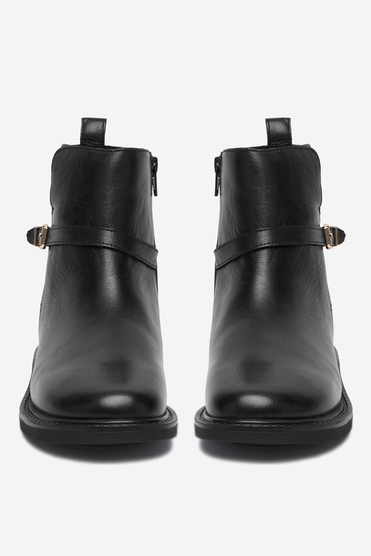 Polokozačky Černá