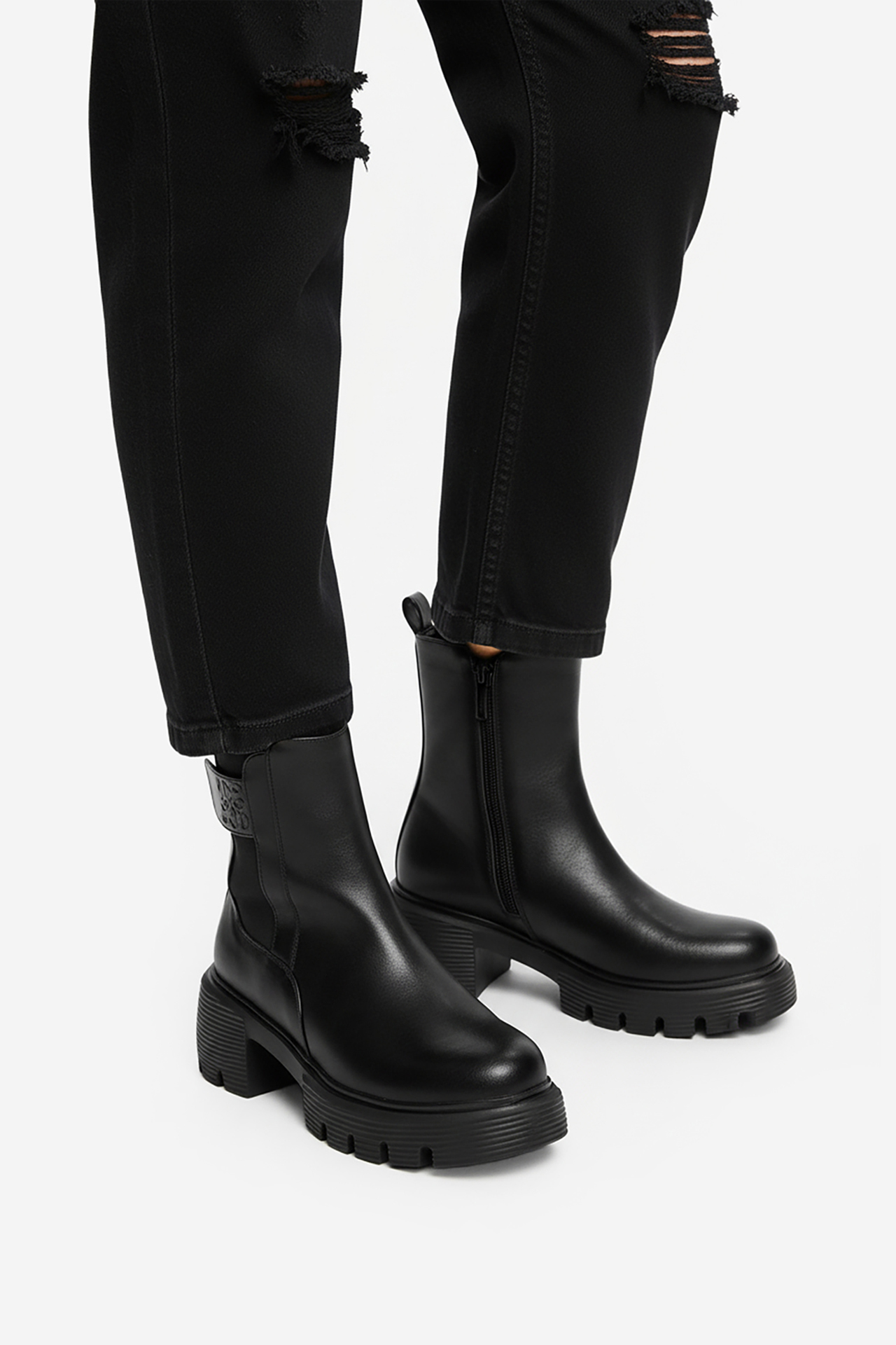 Polokozačky Černá