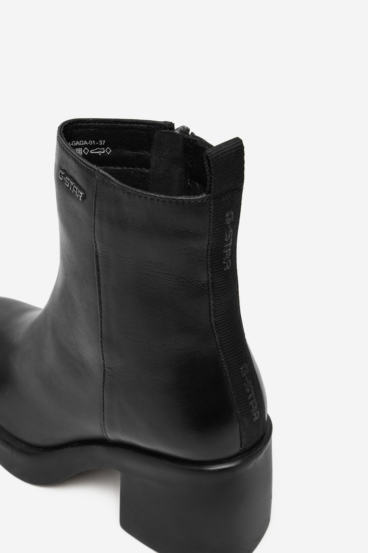 Polokozačky Černá