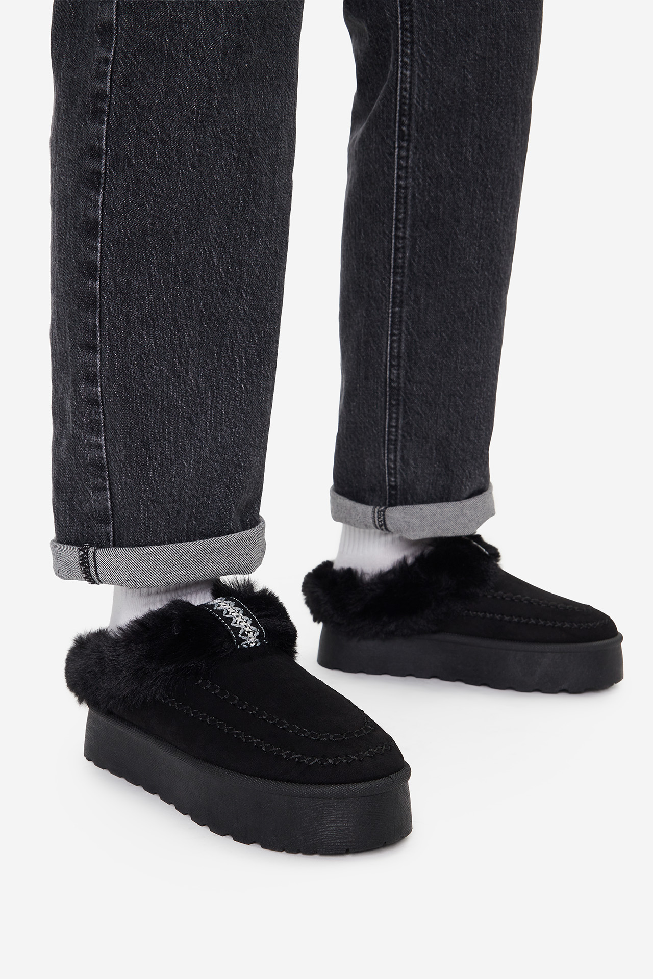 Škornji za sneg Črna