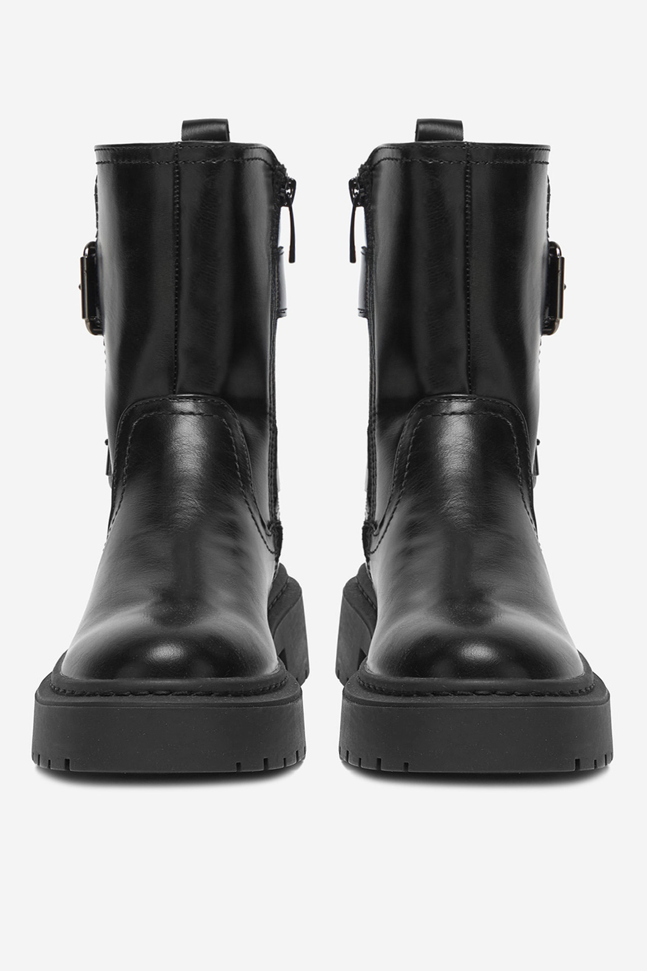 Polokozačky Černá