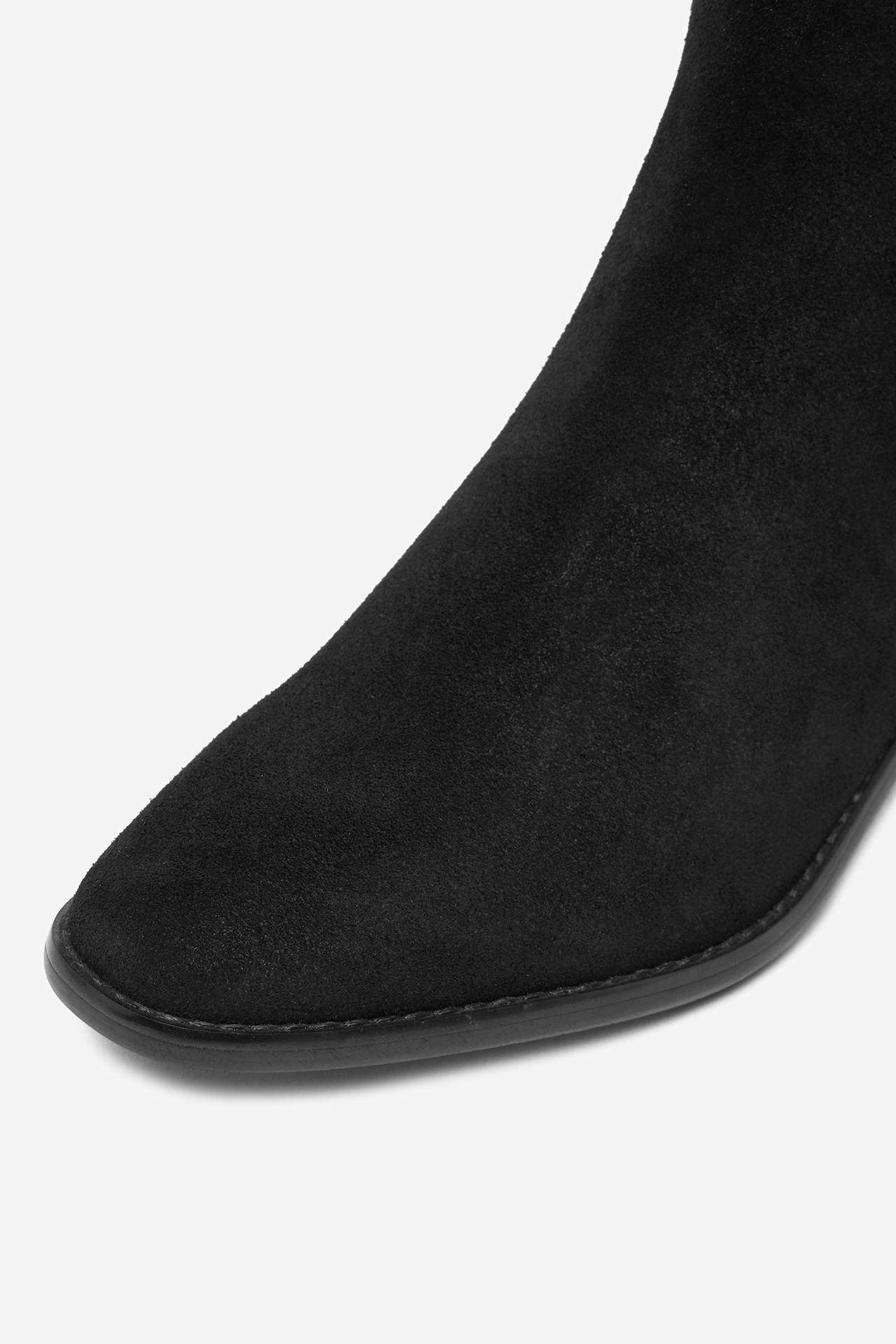 Kotníková obuv s elastickým prvkem Černá