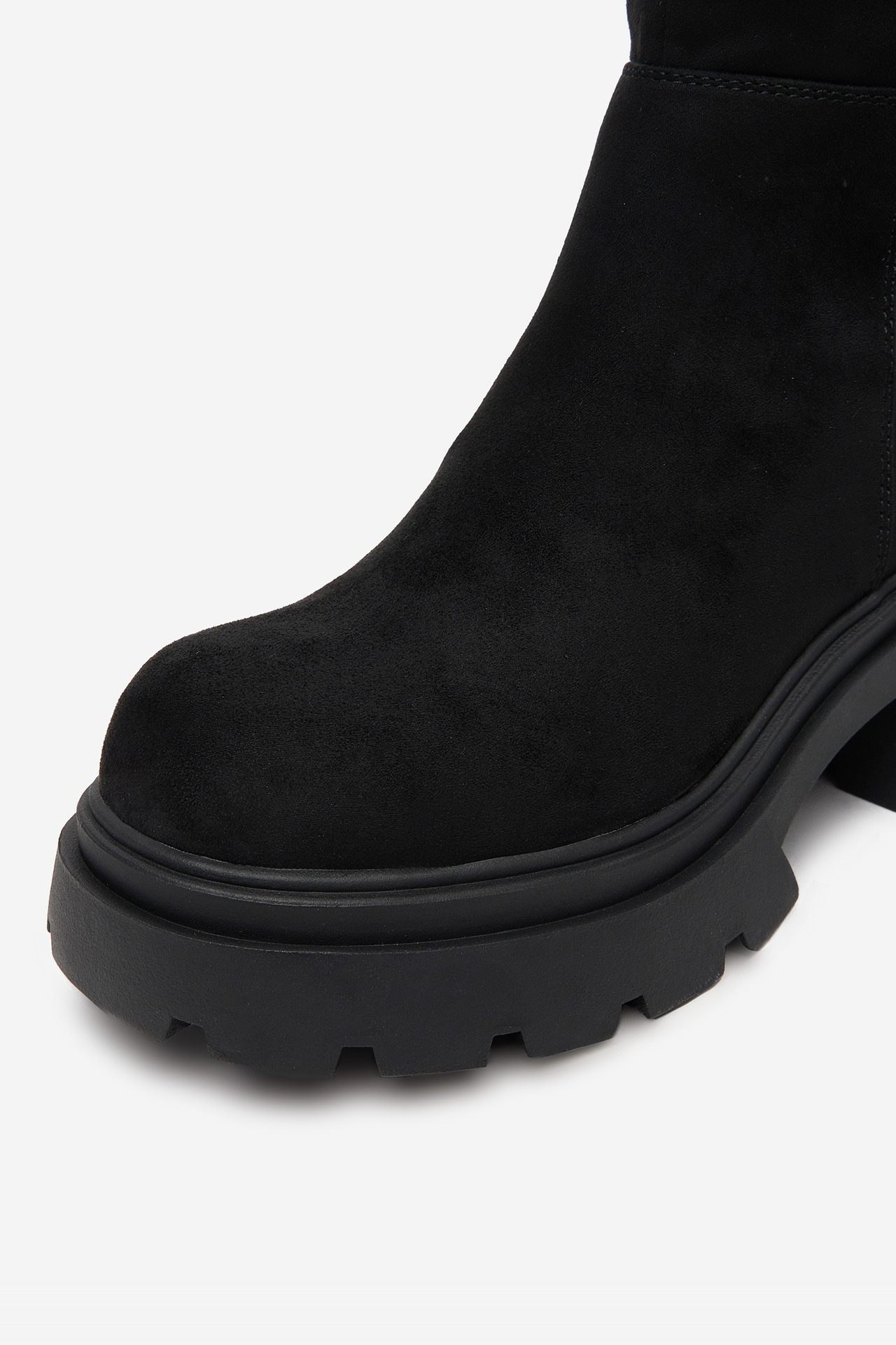 Mušketýrky Černá