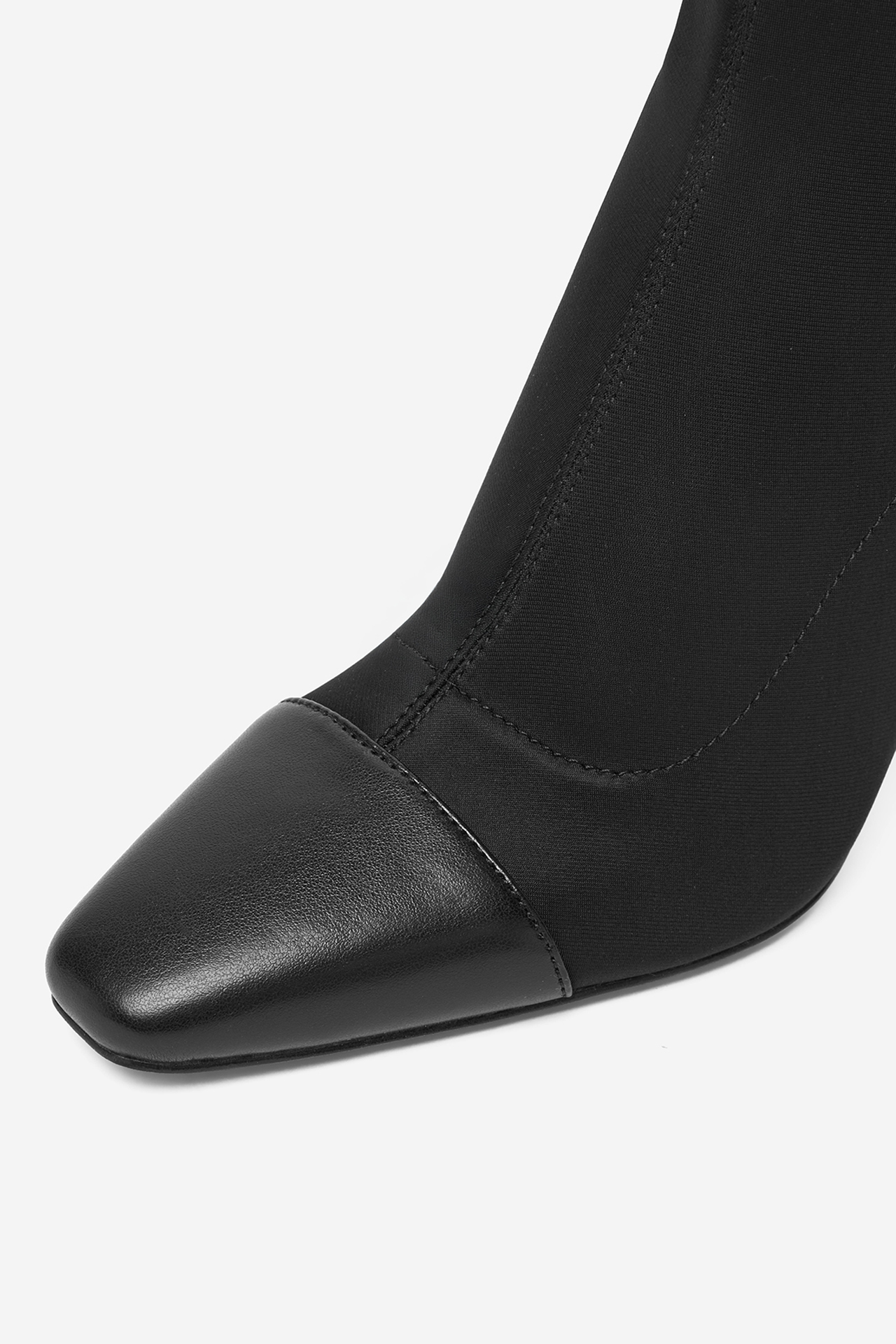 Polokozačky Černá