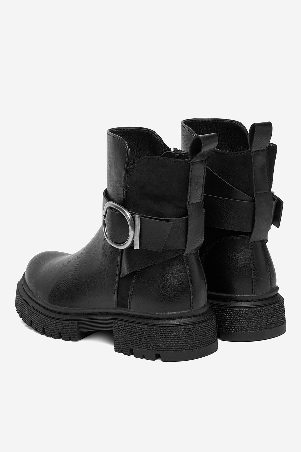 Polokozačky Černá