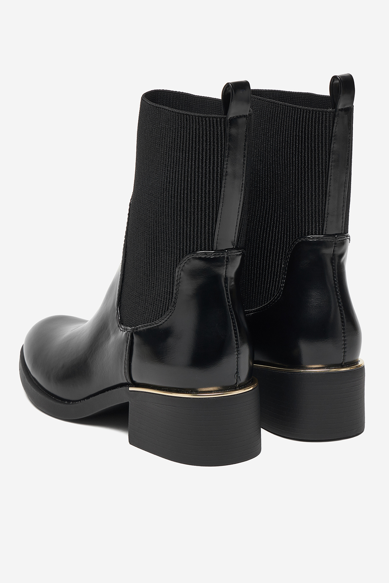 Polokozačky Černá