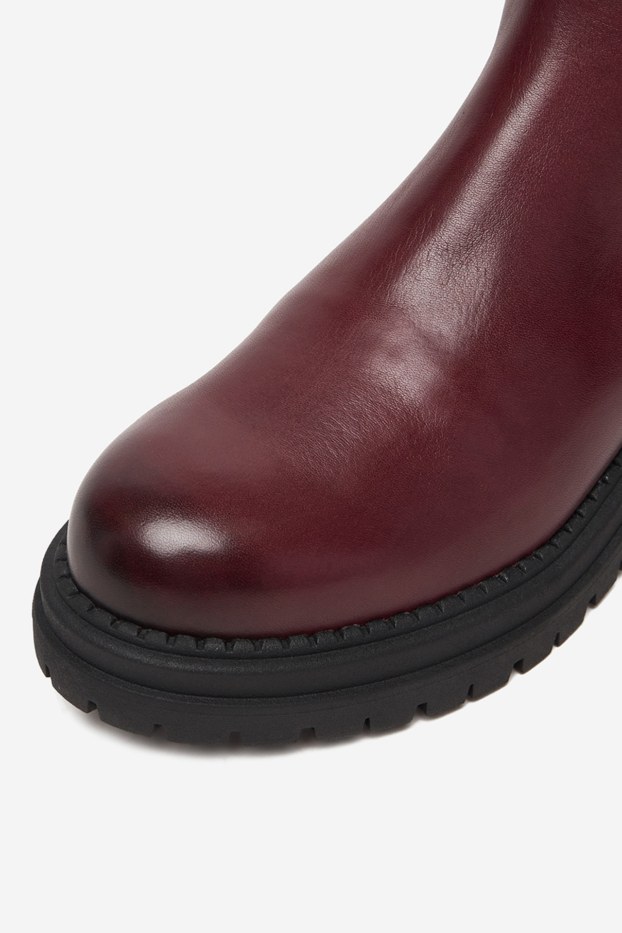 Kotníková obuv s elastickým prvkem Vínový