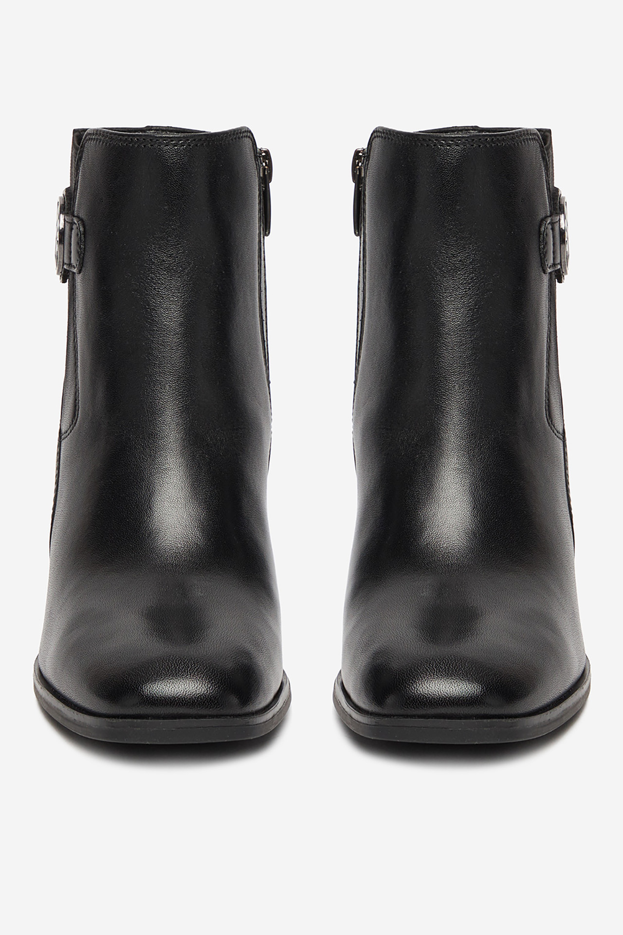 Polokozačky Černá