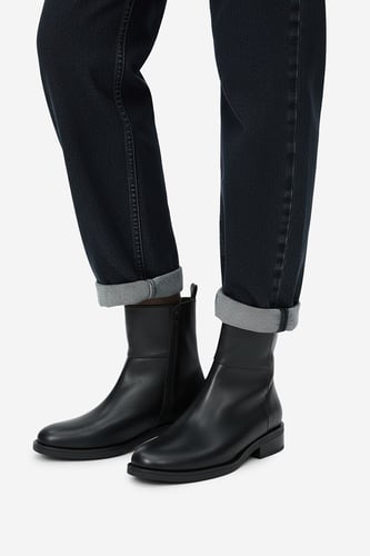 Clara Barson CEO-WS6371-03 Črna