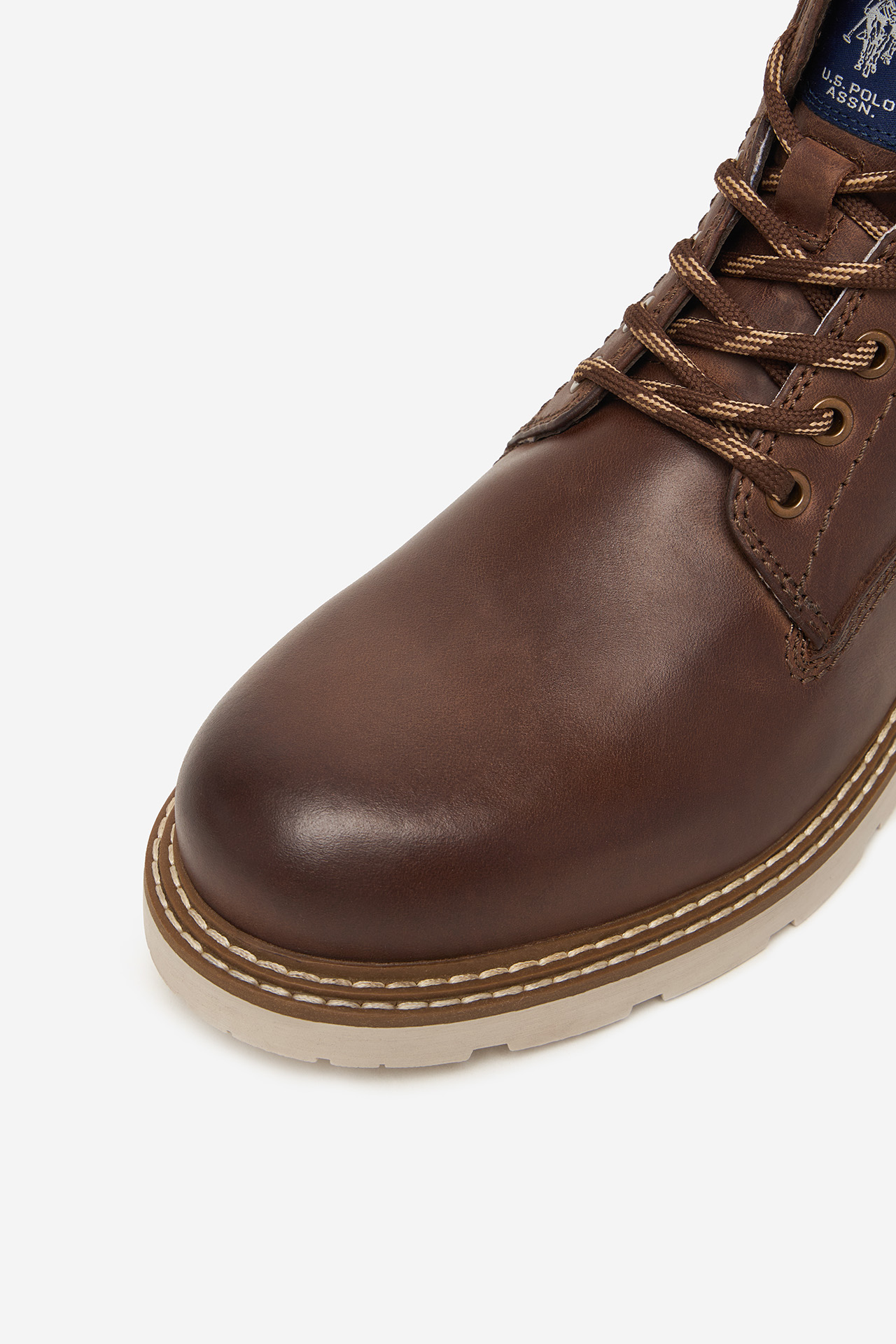 Gležnjarji z vezalkami Rjava