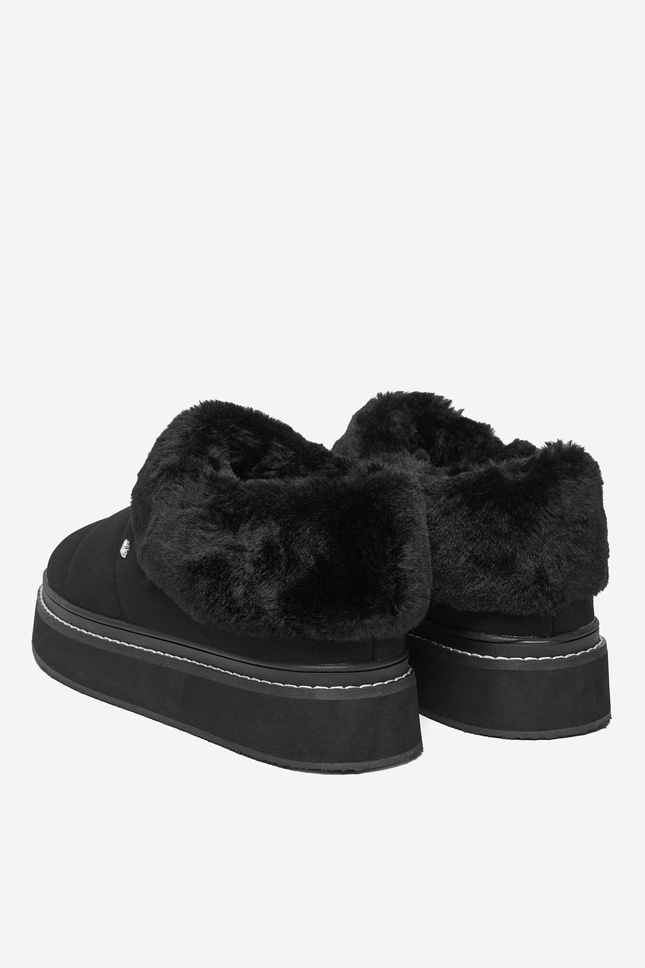 Škornji za sneg Črna