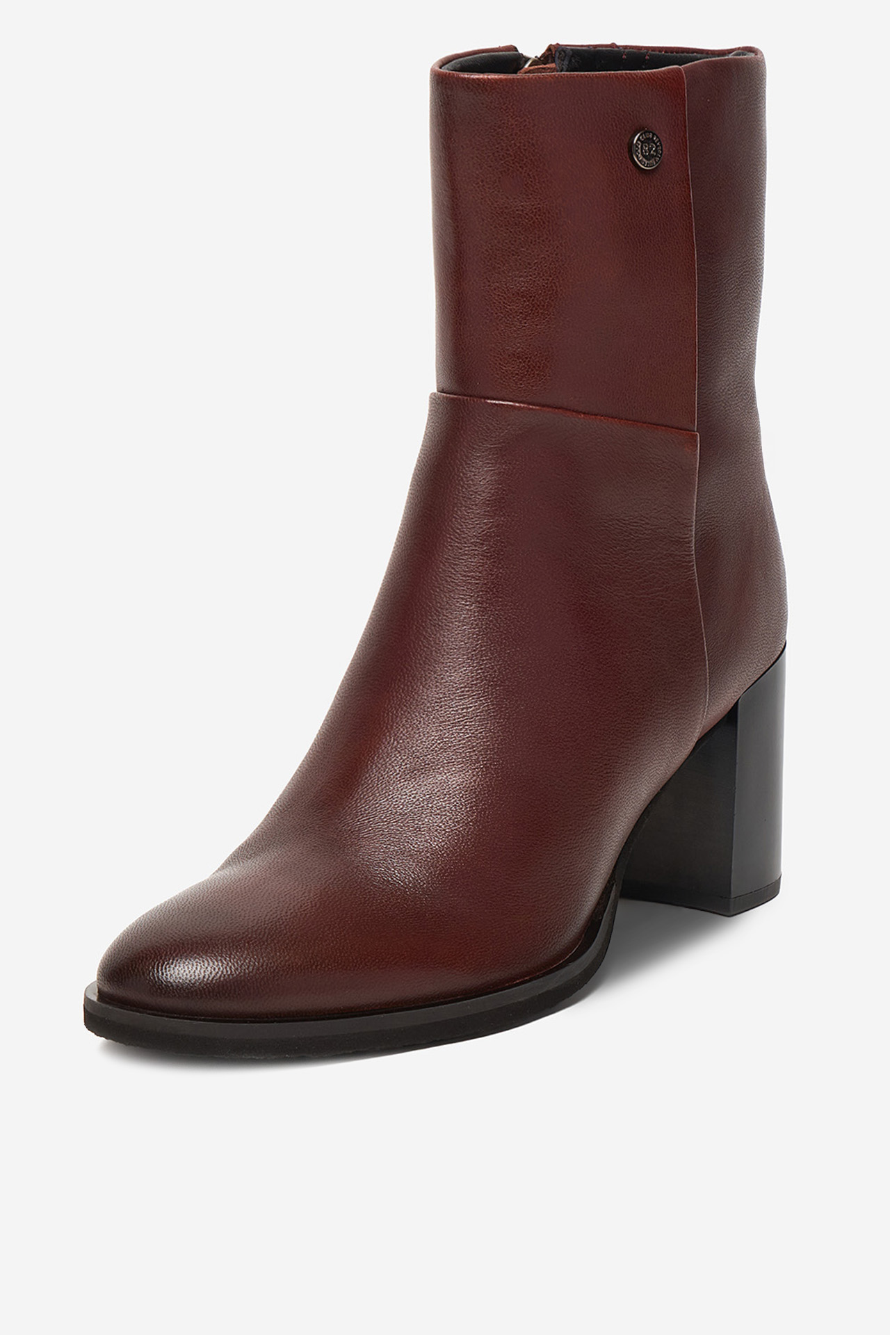 Škornji Bordo rdeča