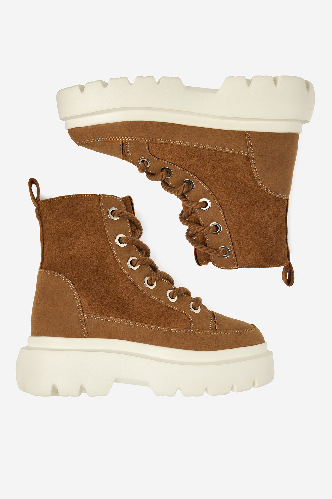 Šnurovacie topánky Hnedá