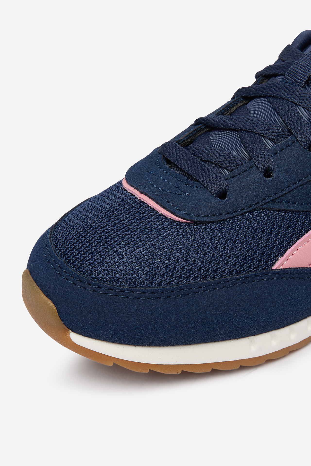 Sneakersy Tmavomodrá