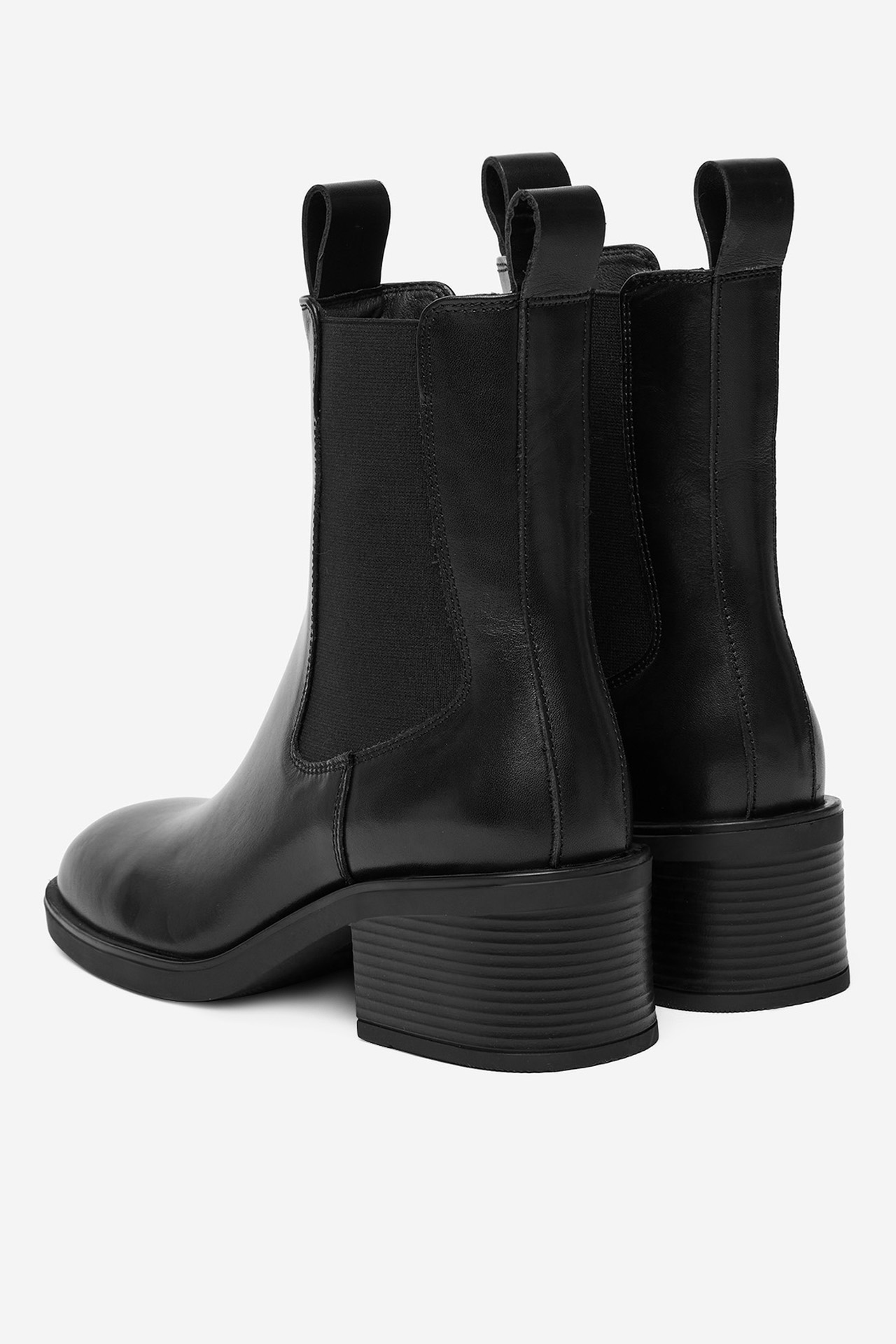 Polokozačky Černá