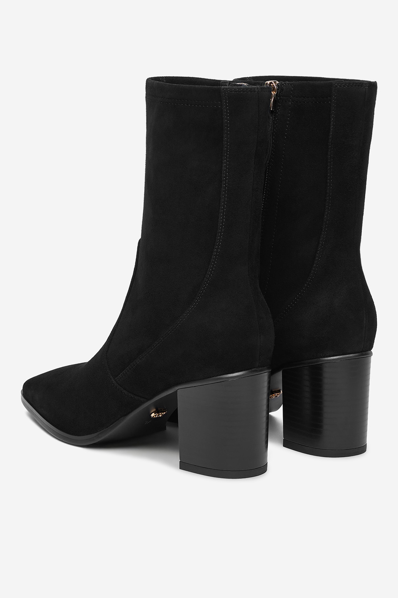 Polokozačky Černá