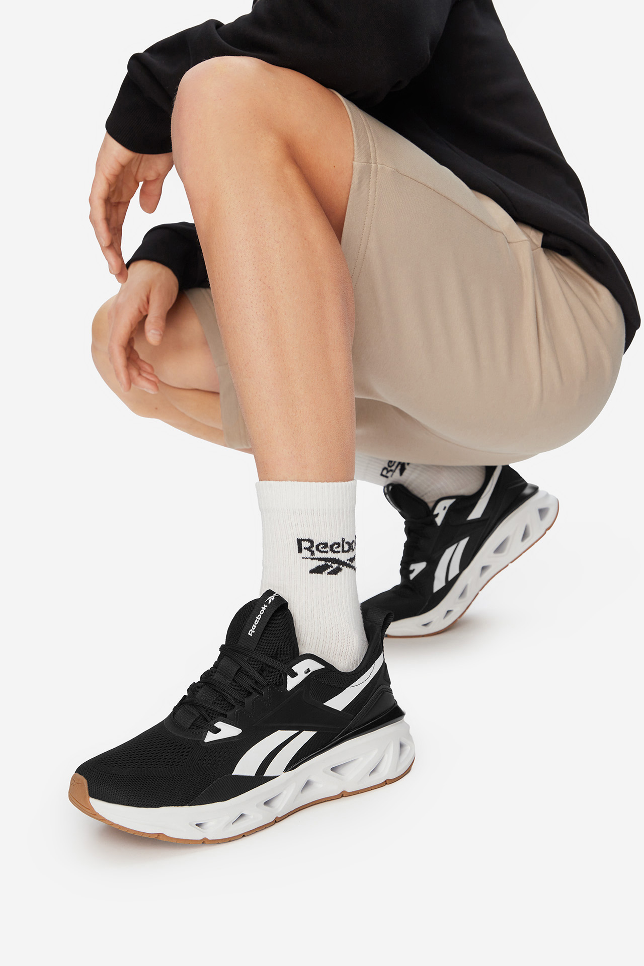 REEBOK WB-SOLEUS RUN AR30319MBWT Czarny