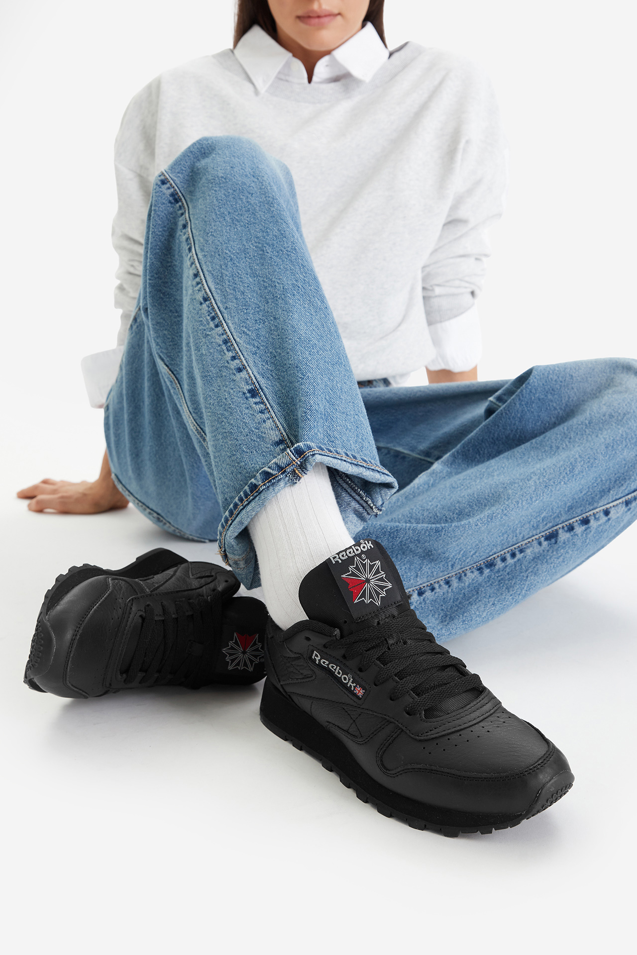 Sneakersy Černá