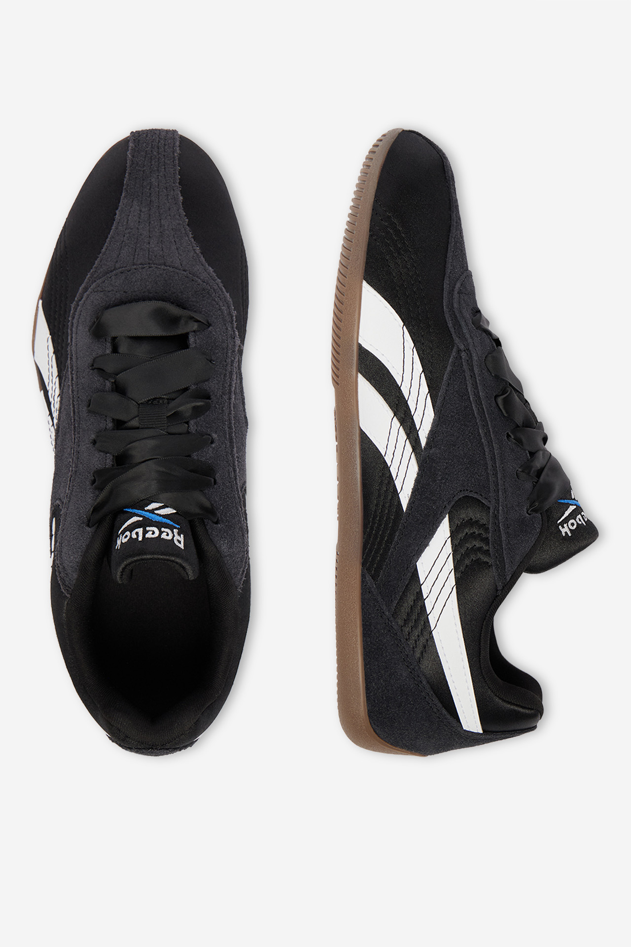 Sneakersy Černá