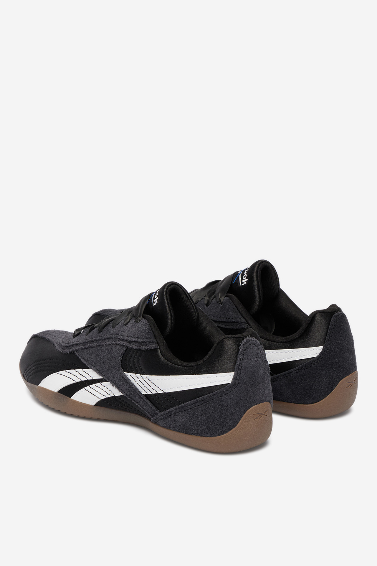 Sneakersy Černá