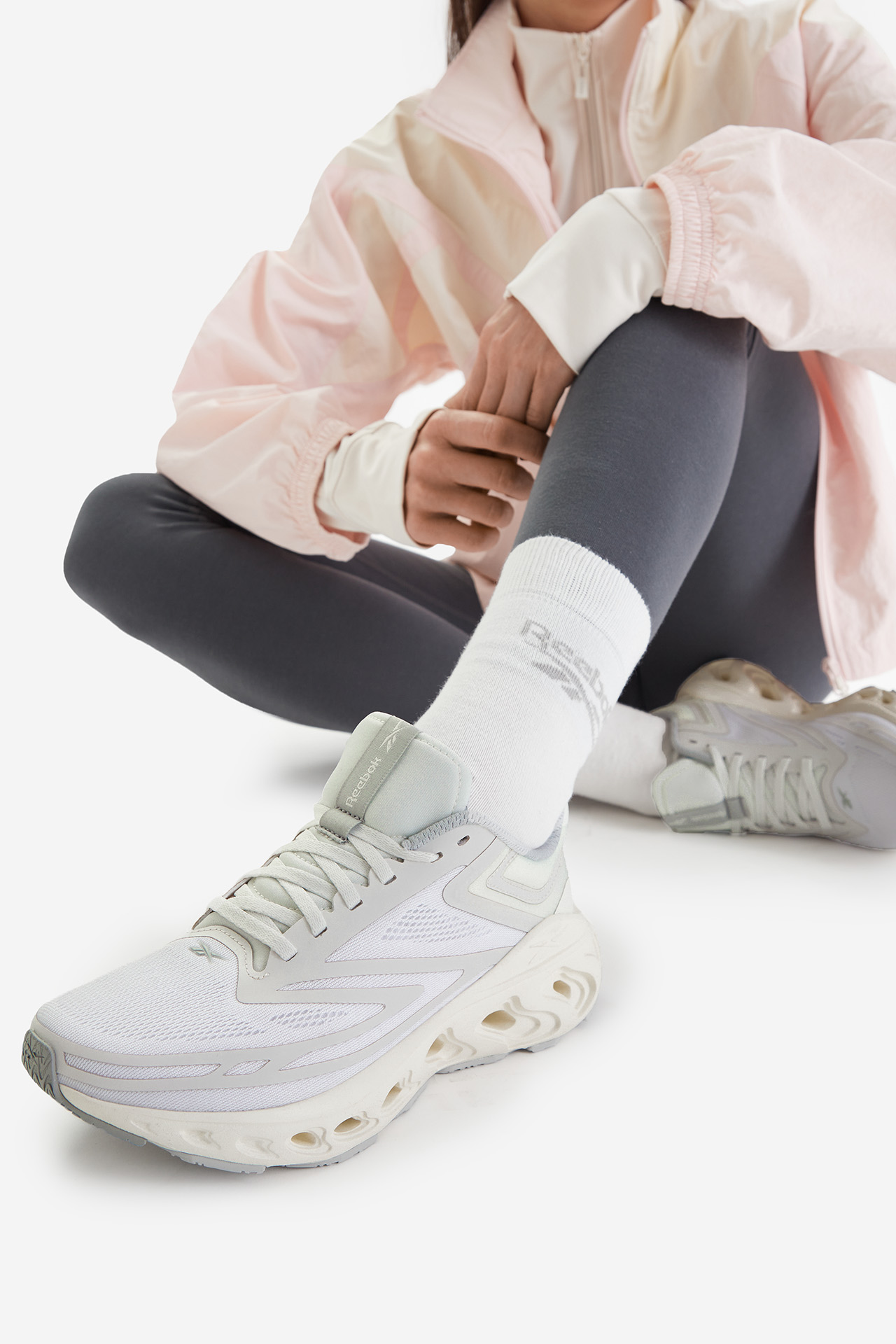 Sportska obuća Svijetlosiva