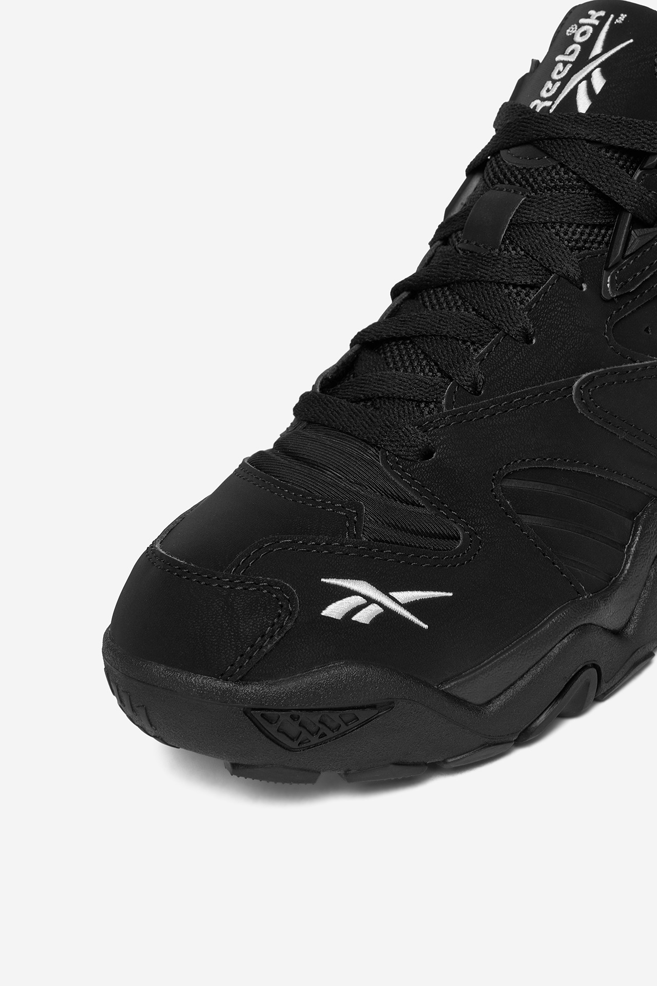 Încălțăminte sport Reebok EO-BRUTUS LOW 100244786 Negru - CCC.eu