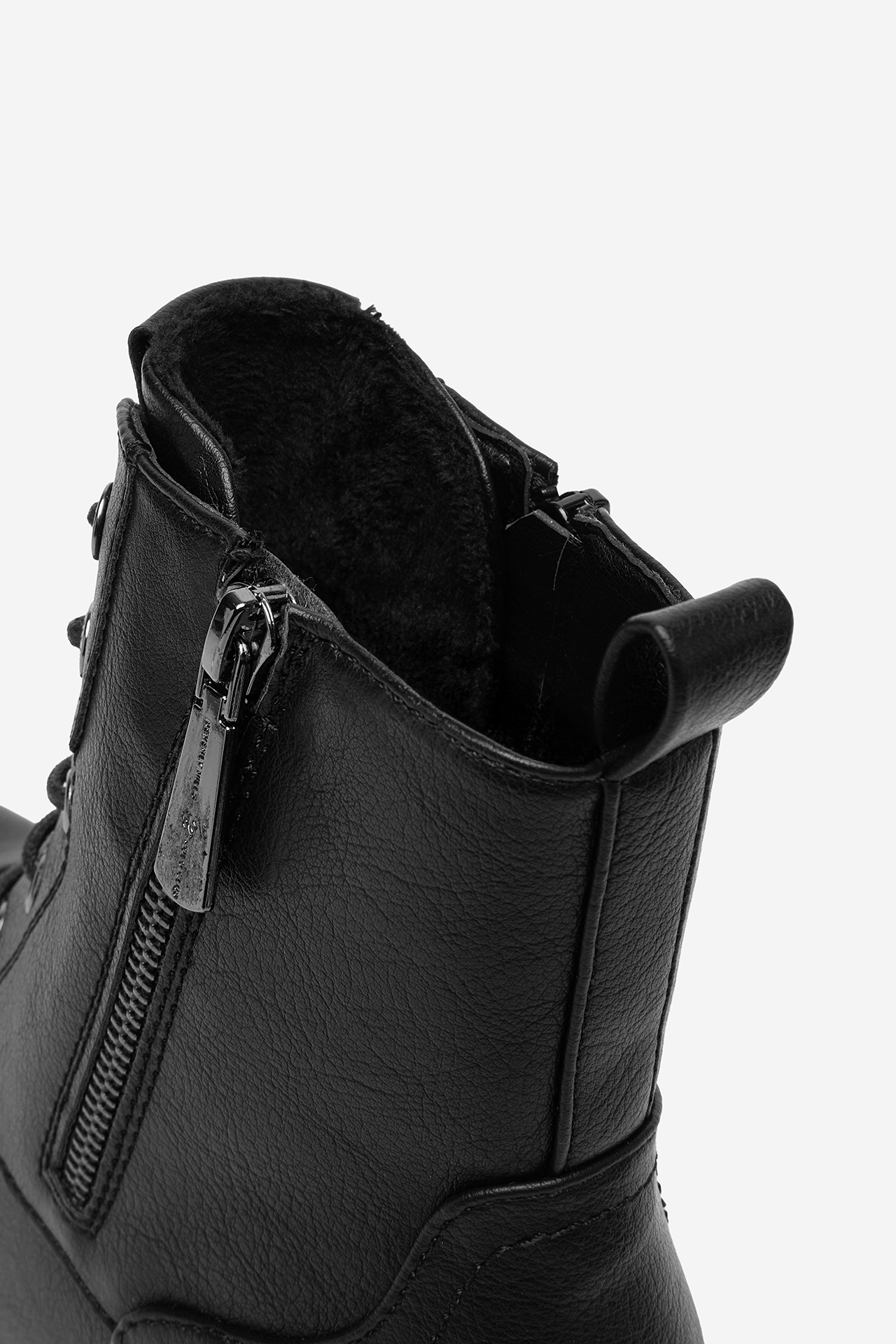 Kotníková obuv Černá