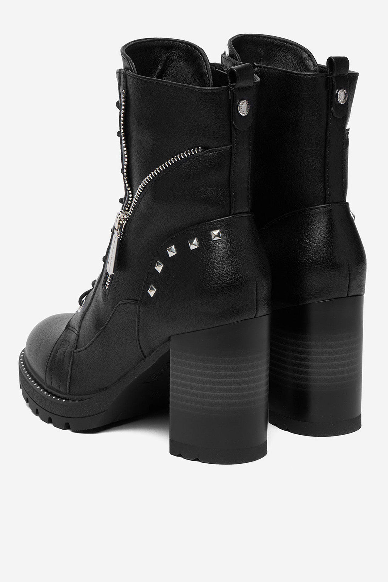 Kotníková obuv Černá