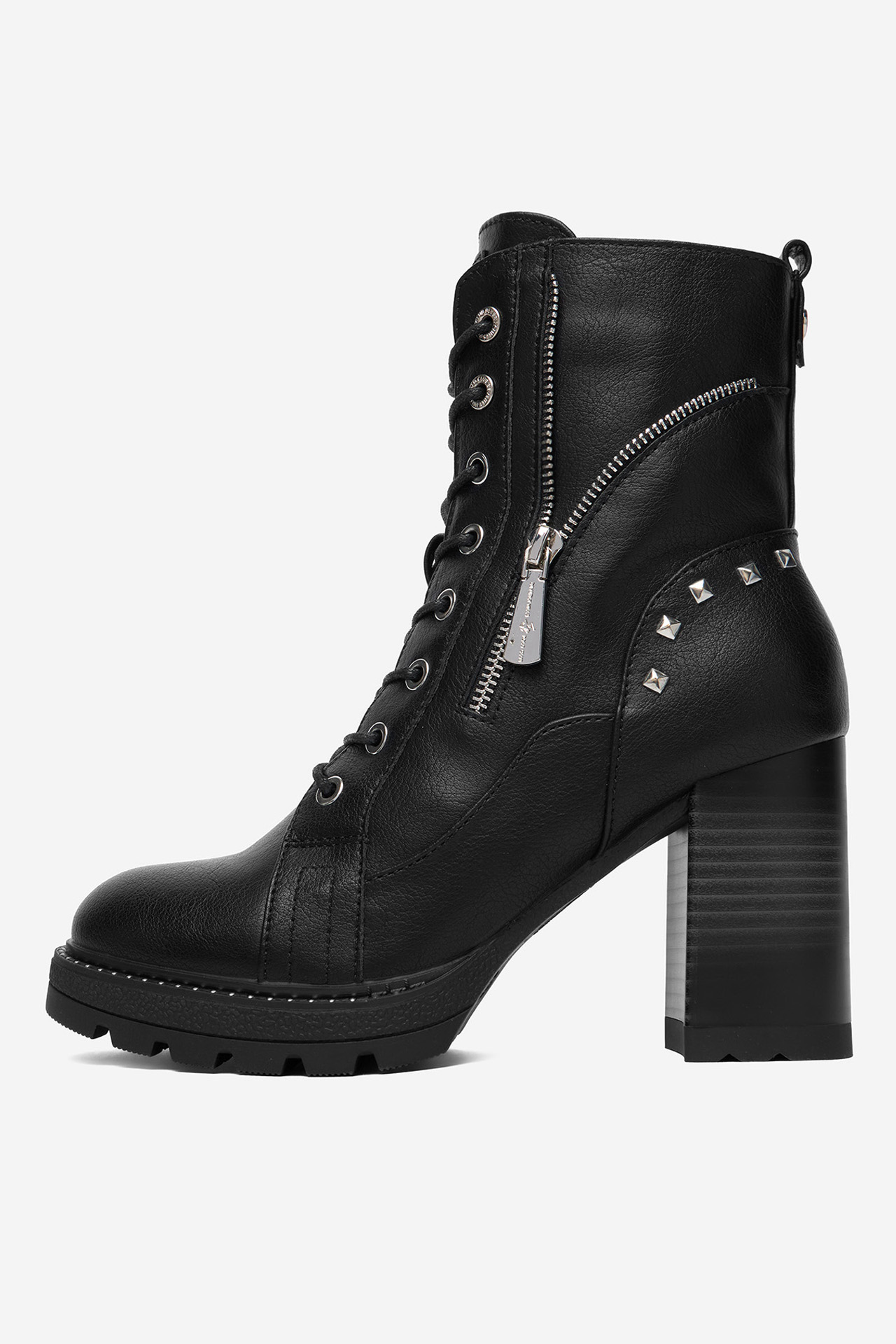 Kotníková obuv Černá