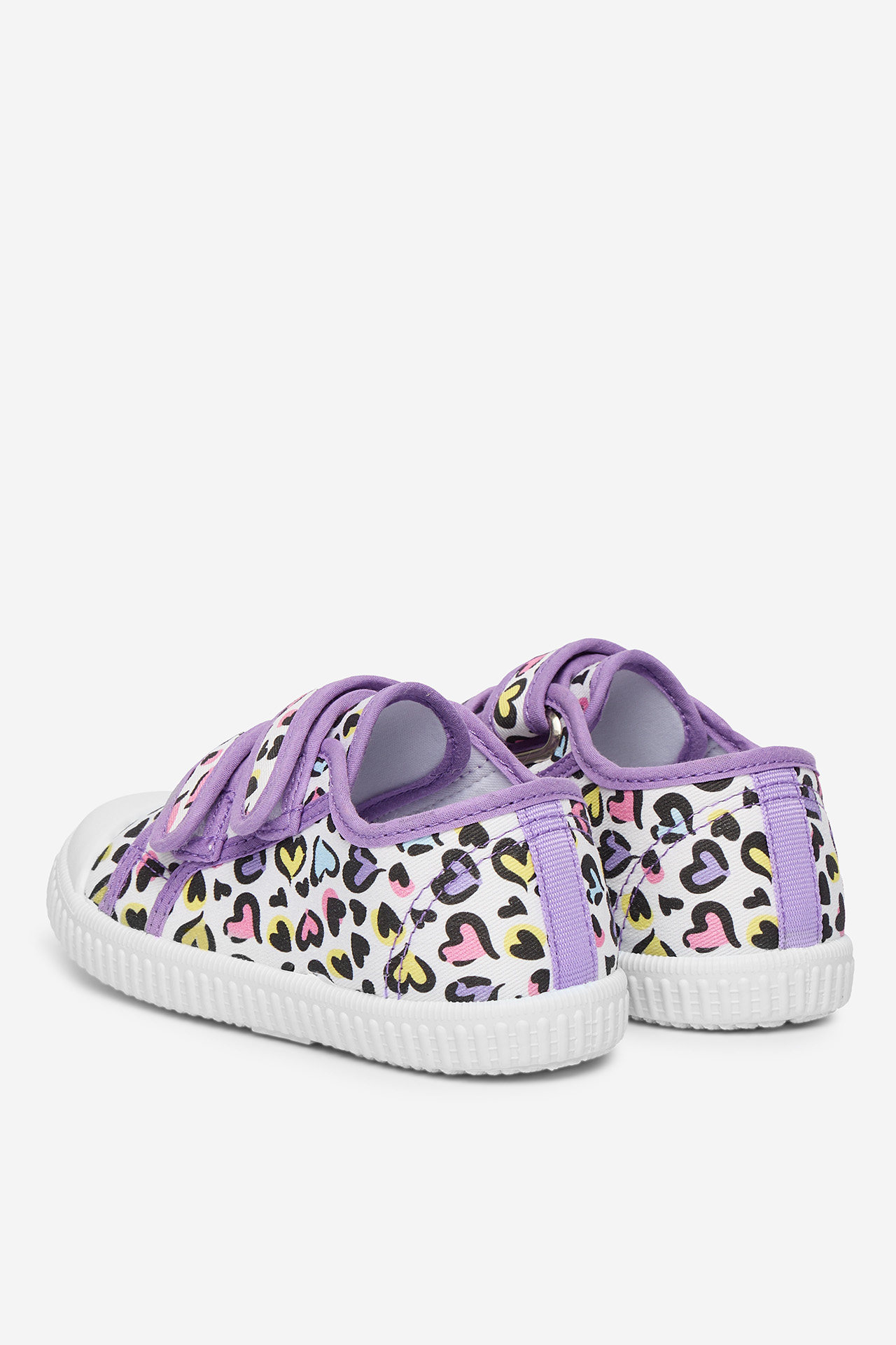 Platnene superge Pisano