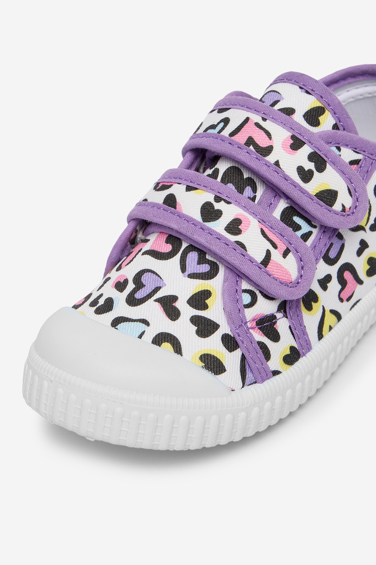 Platnene superge Pisano