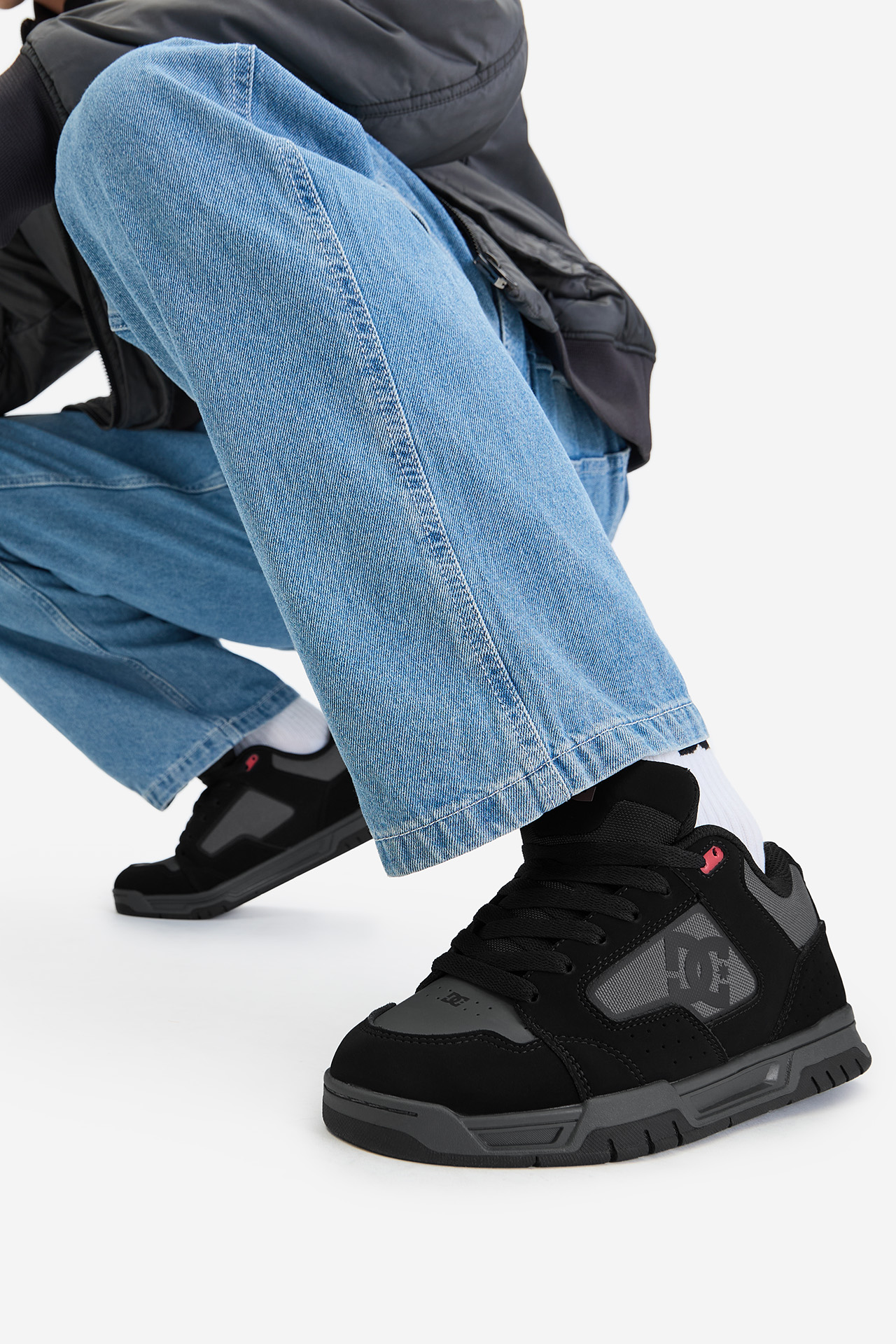 Sneakersy Černá