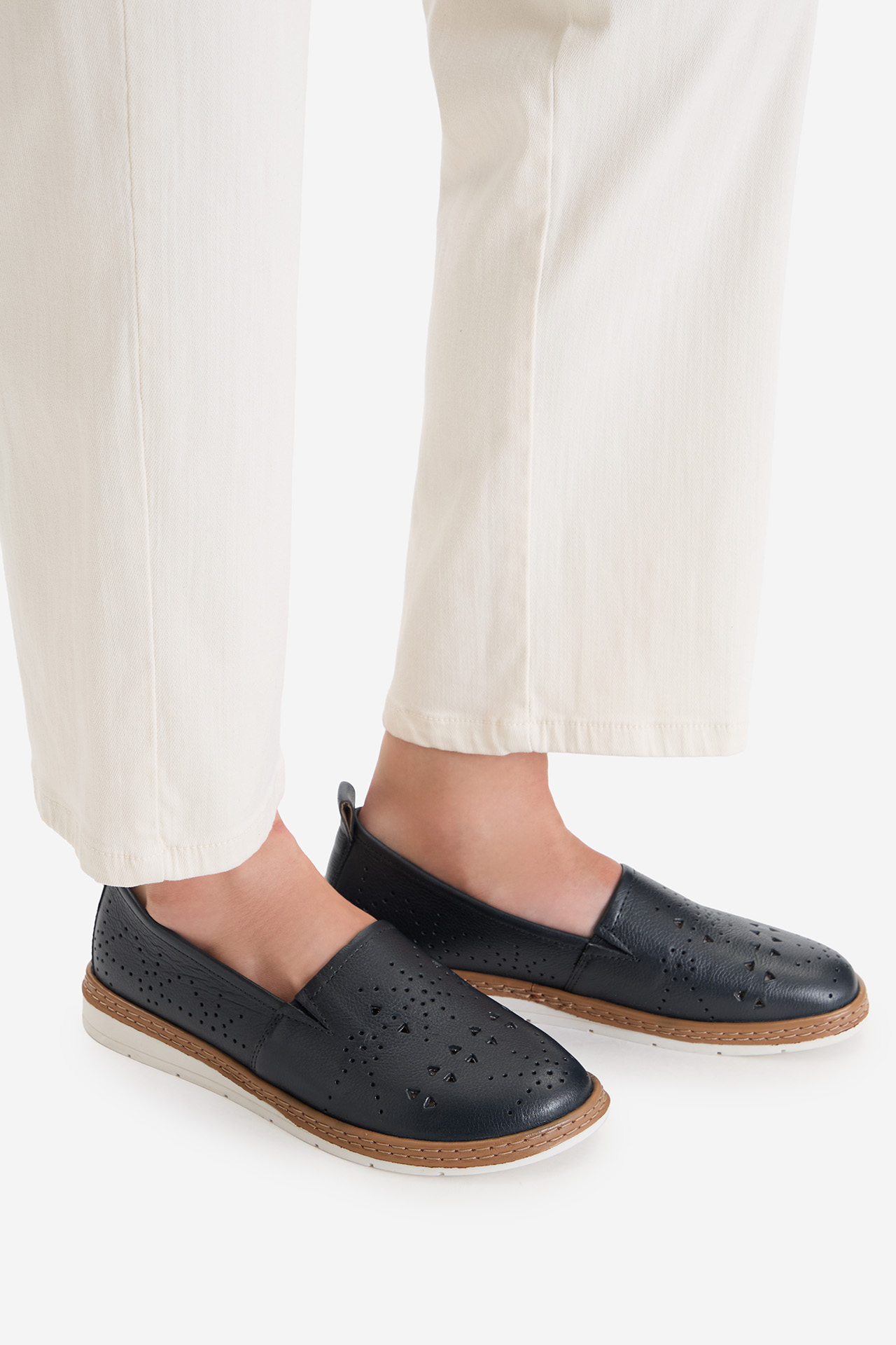 Polobotky Tmavomodrá