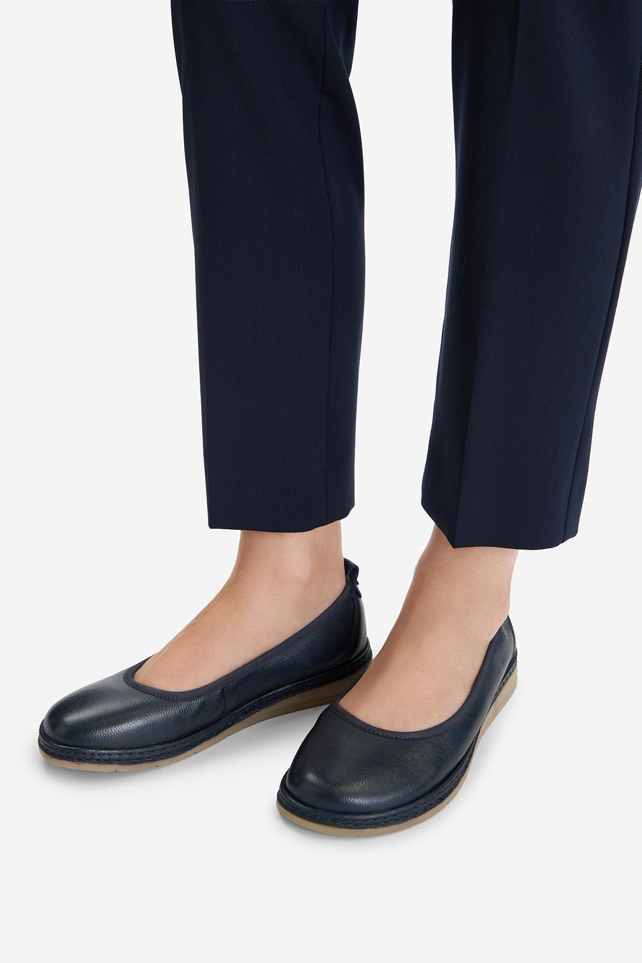 Baleríny Tmavomodrá