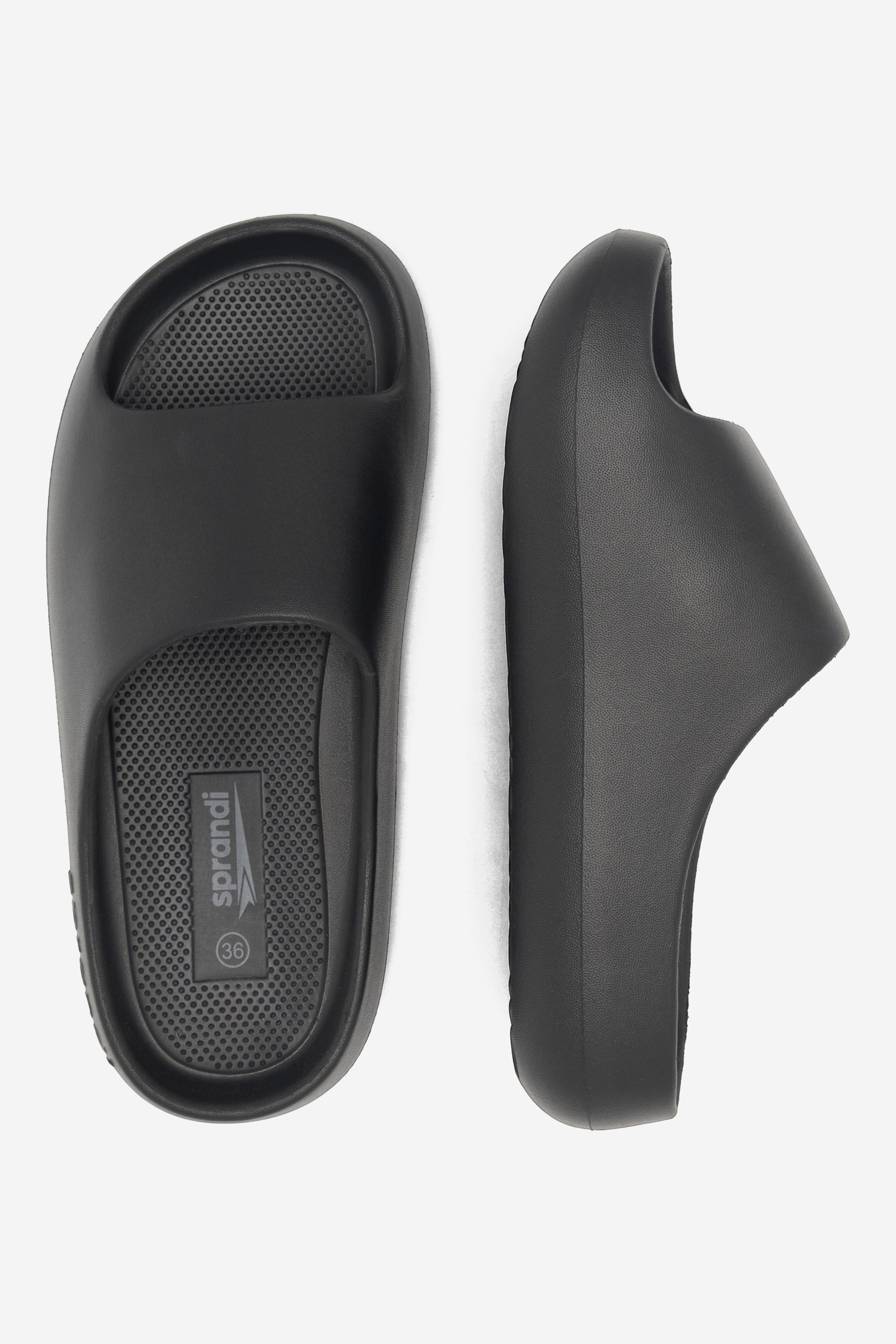 Pantofle k vodě Černá