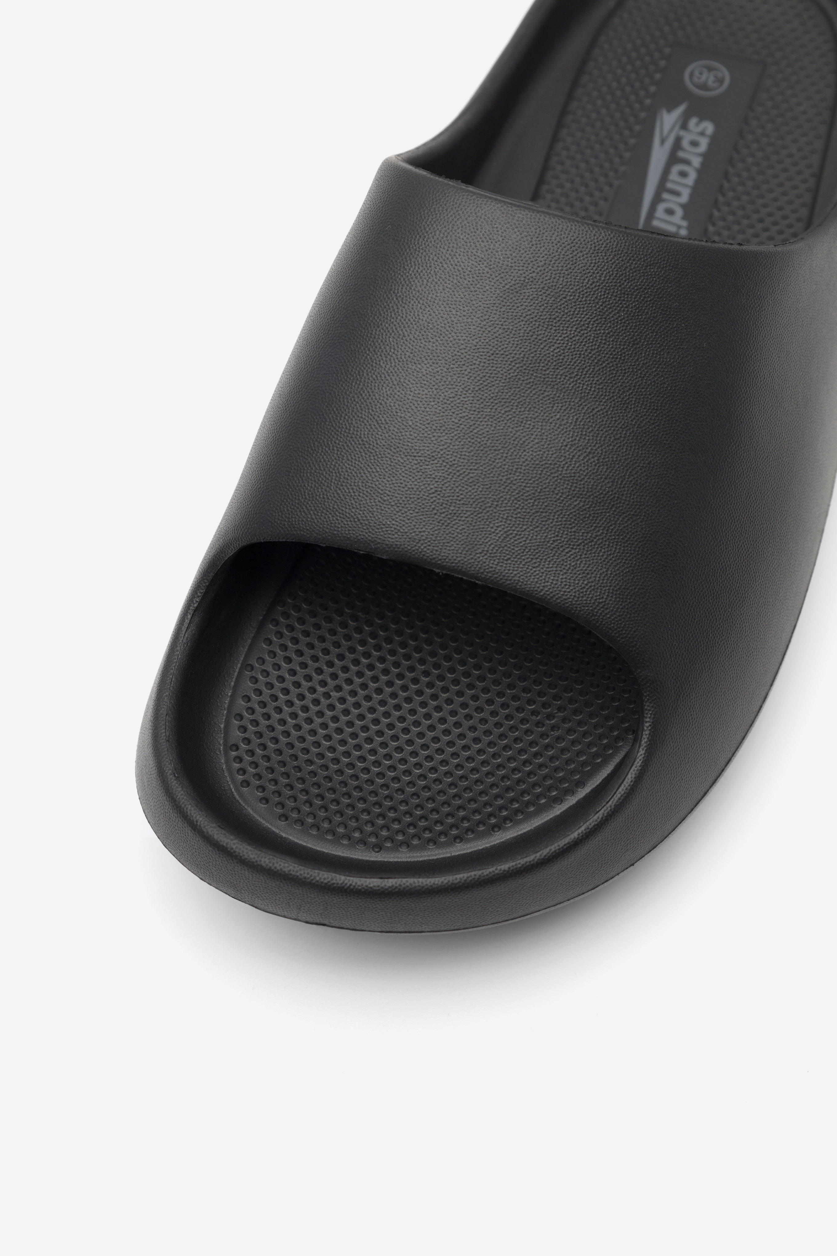 Pantofle k vodě Černá