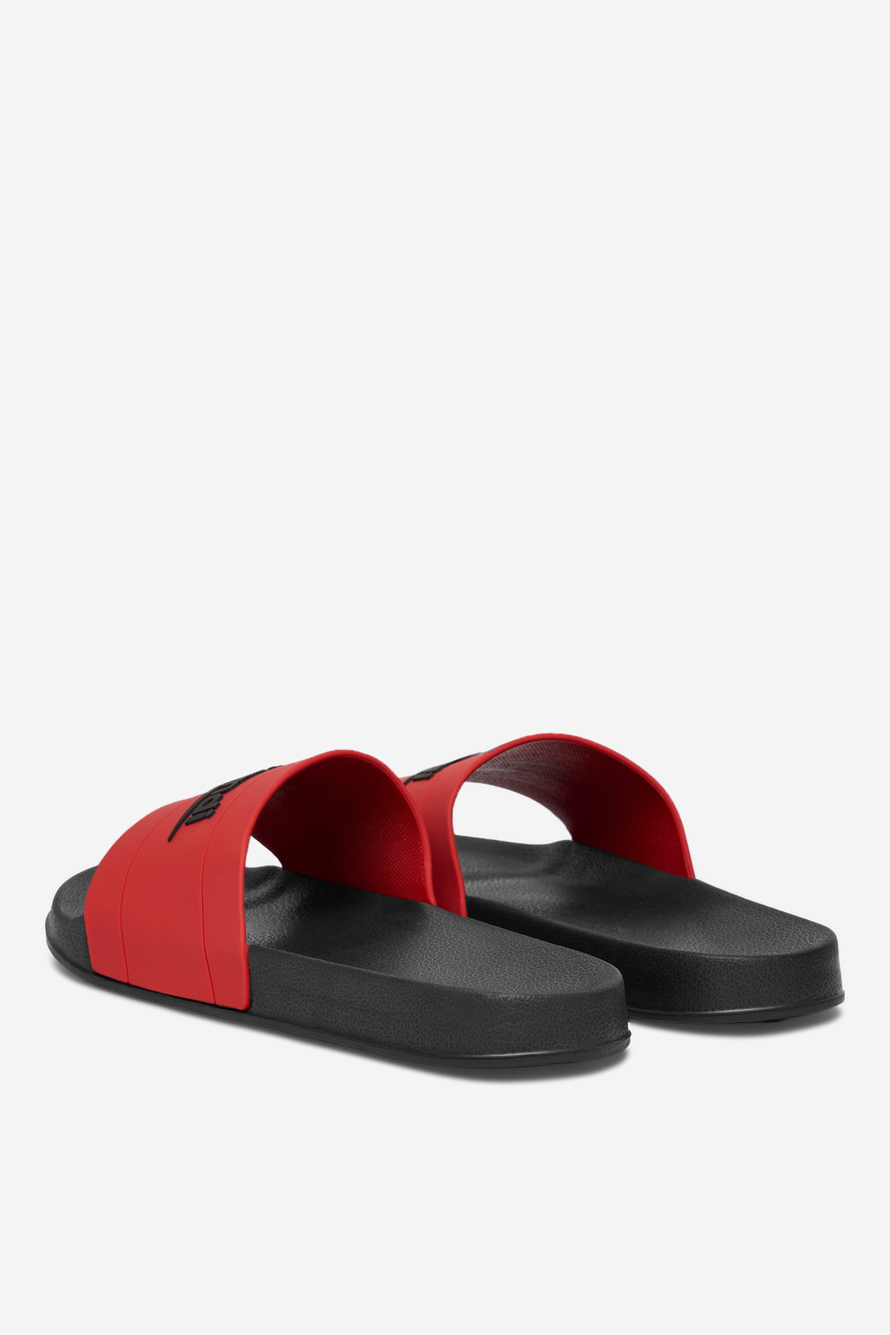 Nazouváky Červená